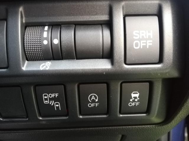 インプレッサスポーツ ２．０ｉ－Ｌアイサイト　アイサイト／クルーズコントロール／純正ナビ／ＢＳＭ／バックカメラ／ＬＥＤヘッドライト／車線逸脱／パドルシフト／オートハイビーム／禁煙車（10枚目）