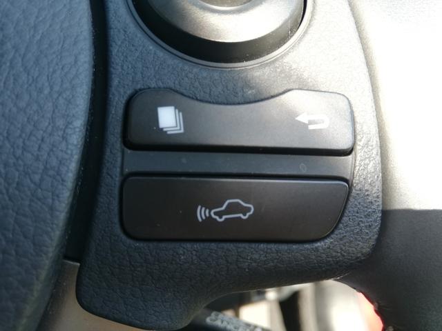 ＩＳ ＩＳ３００ｈ　ハーフレザーシート／ＰＣＳ／ＢＳＭ／メーカー純正ナビ／ＴＶ／バックモニター／ＥＴＣ／レーダークルーズコントロール／ＬＥＤヘッドライト（12枚目）