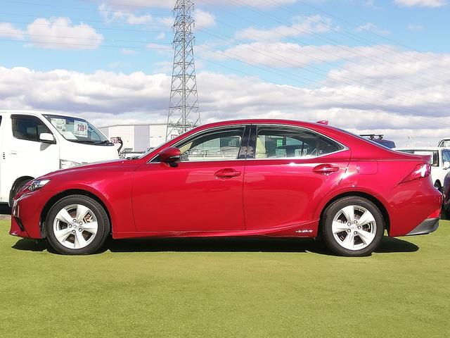 ＩＳ ＩＳ３００ｈ　ハーフレザーシート／ＰＣＳ／ＢＳＭ／メーカー純正ナビ／ＴＶ／バックモニター／ＥＴＣ／レーダークルーズコントロール／ＬＥＤヘッドライト（20枚目）