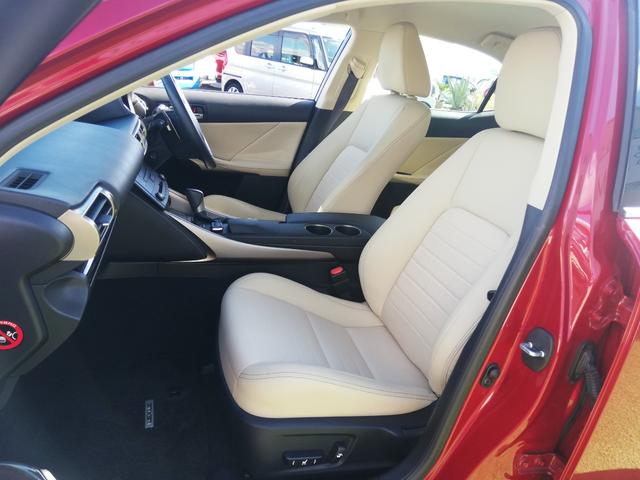 ＩＳ ＩＳ３００ｈ　ハーフレザーシート／ＰＣＳ／ＢＳＭ／メーカー純正ナビ／ＴＶ／バックモニター／ＥＴＣ／レーダークルーズコントロール／ＬＥＤヘッドライト（60枚目）