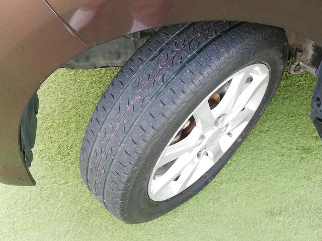 タント カスタムＸ　パワースライドドア／純正ナビ／フルセグＴＶ／スマートキーシステム／アイドリングストップ／ＨＩＤヘッドライト／ドライブレコーダー／Ｂｌｕｅｔｏｏｔｈ対応（16枚目）