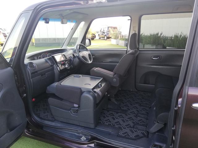 タント カスタムＸ　パワースライドドア／純正ナビ／フルセグＴＶ／スマートキーシステム／アイドリングストップ／ＨＩＤヘッドライト／ドライブレコーダー／Ｂｌｕｅｔｏｏｔｈ対応（53枚目）