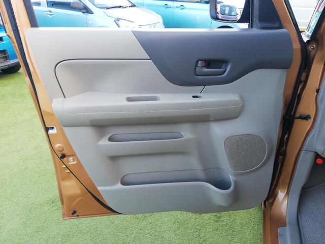 スペーシア Ｇ　両側スライドドア／スマートキーシステム／社外ＣＤ／電格ドアミラー／アイドリングストップ／禁煙車／ＡＢＳ／エアコン／ＵＳＢ端子／（47枚目）