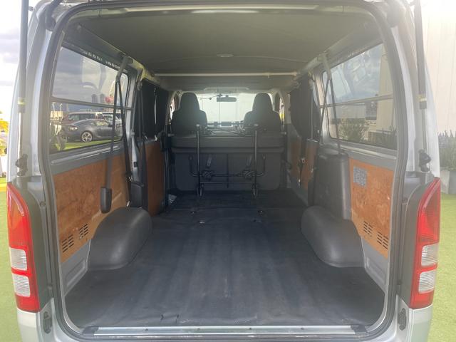 レジアスエースバン ロングＤＸ　ＧＬパッケージ　９人乗り／ワンオーナー／ダブルエアコン／１００Ｖ／社外ナビ／バックカメラ／ＥＴＣ車載器／フォグランプ／スライドドア小窓付き（68枚目）