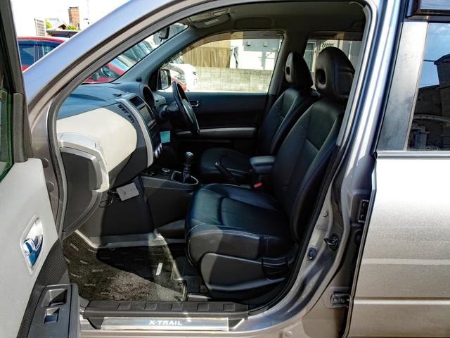 エクストレイル 20X ガソリン車6速MT ナビ フルセグ ETC VDC(11枚目)