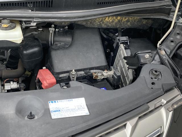 アルファード ２４０Ｓ　プライムセレクションＩＩ　社外８インチナビ・両側パワースライドドア・パワーバックドア・ＨＩＤヘッドライト・アルカンターラシート・２列目オットマンシート・リアオートエアコン・１８インチアルミ・プッシュスタート・ドラレコ前後・ＥＴ（52枚目）