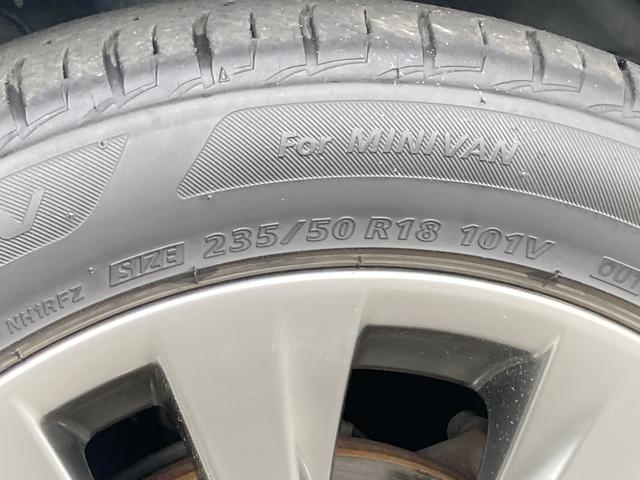 アルファード ２４０Ｓ　プライムセレクションＩＩ　社外８インチナビ・両側パワースライドドア・パワーバックドア・ＨＩＤヘッドライト・アルカンターラシート・２列目オットマンシート・リアオートエアコン・１８インチアルミ・プッシュスタート・ドラレコ前後・ＥＴ（54枚目）