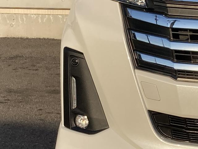 ルーミー カスタムＧ　オプション２トーンカラー・純正９インチナビ・両側パワースライドドア・ＬＥＤヘッドライト・アダプティブクルーズコントロール・電動パーキングブレーキ・前席シートヒーター・ドラレコ前後・バックモニター・ＥＴ（8枚目）