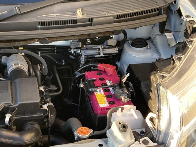 ルーミー カスタムＧ　オプション２トーンカラー・純正９インチナビ・両側パワースライドドア・ＬＥＤヘッドライト・アダプティブクルーズコントロール・電動パーキングブレーキ・前席シートヒーター・ドラレコ前後・バックモニター・ＥＴ（49枚目）