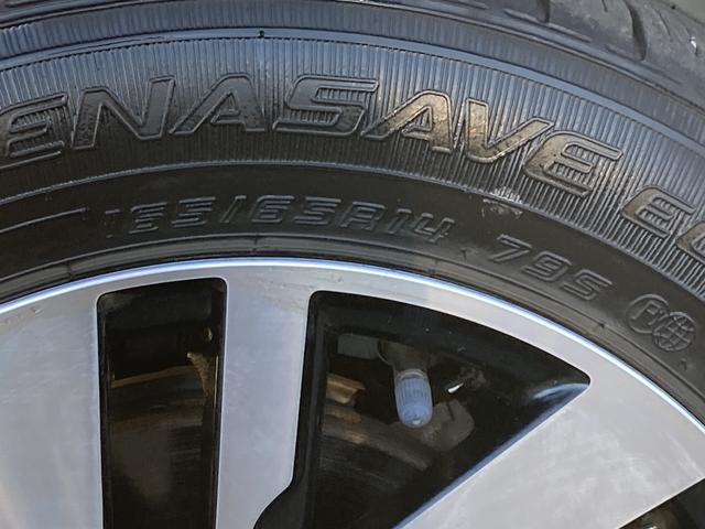 ルーミー カスタムＧ　オプション２トーンカラー・純正９インチナビ・両側パワースライドドア・ＬＥＤヘッドライト・アダプティブクルーズコントロール・電動パーキングブレーキ・前席シートヒーター・ドラレコ前後・バックモニター・ＥＴ（52枚目）
