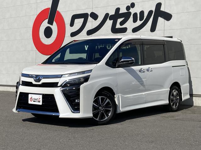ヴォクシー ＺＳ　煌ＩＩ　純正９インチナビ・両側パワースライドドア・クルーズコントロール・ＬＥＤヘッドライト・バックモニター・ビルトインＥＴＣ・リアオートエアコン・２列目キャプテンシート・革巻きステアリング・セーフティセンス（3枚目）
