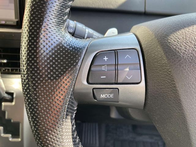 ヴォクシー ＺＳ　煌ＩＩ　両側パワースライドドア・ＨＩＤヘッドライト・社外ナビ・バックモニター・ビルトインＥＴＣ・革巻きステアリング・パドルシフト・２列目マルチ回転キャプテンシート・プッシュスタート・スマートキー・オートライト（37枚目）