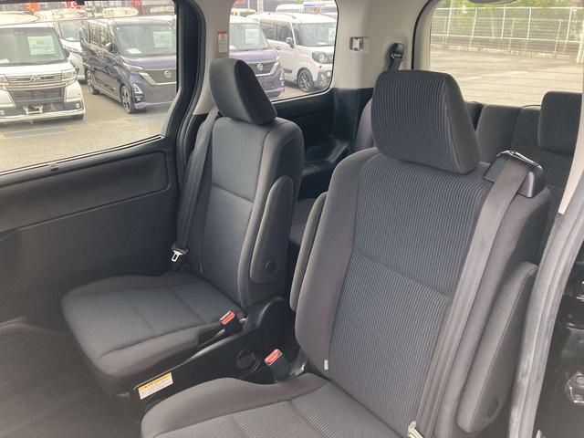 ノア ハイブリッドX 純正9インチナビ・純正フリップダウンモニター・セーフティセンス・両側パワースライドドア・インテリジェントクリアランスソナー・クルーズコントロール・LEDヘッドライト・2列目キャプテンシートプッシュスタ(21枚目)