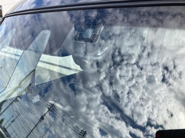 スペーシアカスタム ハイブリッドXS オプション2トーンルーフ・全方位モニター・ヘッドアップディスプレイ・純正8インチナビ・デュアルカメラブレーキサポート・両側パワースライドドア・アダプティブクルーズコントロール・LEDヘッドライト・ET(12枚目)