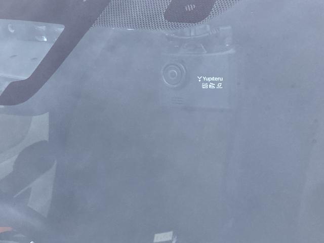 シエンタ Ｇ　両側パワースライドドア・ＬＥＤヘッドライト・前席シートヒーター・純正ナビ・バックモニター・セーフティセンス・革巻きステアリング・プッシュスタート・ビルトインＥＴＣ・ステアリングスイッチ・ドラレコ前後（12枚目）