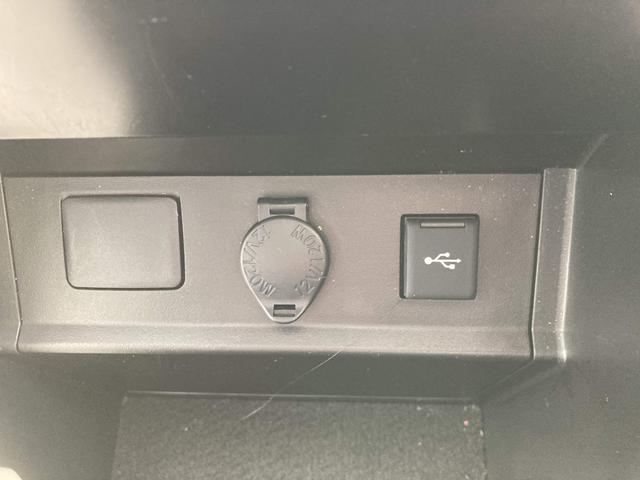 ヴェルファイア 2.5Z Gエディション モデリスタエアロ・ツインムーンルーフ・2列目エグゼクティブパワーシート・純正9インチディスプレイオーディオ・純正フリップダウンモニター・3眼LEDライト・デジタルインナーミラー・シーケンシャルターンラ(49枚目)