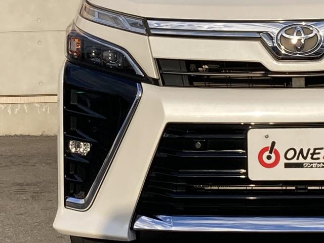 ヴォクシー ＺＳ　煌ＩＩ　純正１０インチナビ・１２．１インチフリップダウンモニター・セーフティセンス・両側パワースライドドア・クルーズコントロール・ＬＥＤヘッドライト・ハーフレザーシート・リアオートエアコン・バックモニター・Ｕ（5枚目）