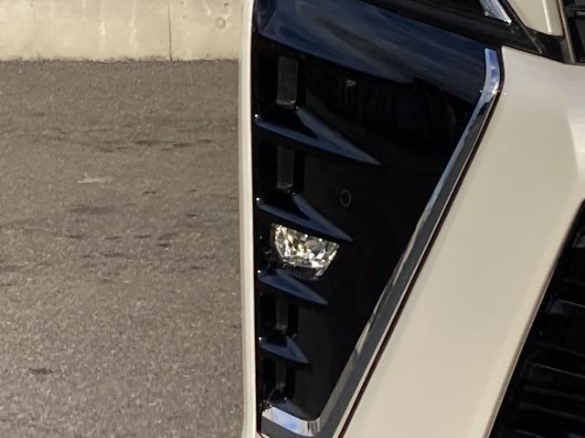 ヴォクシー ＺＳ　煌ＩＩ　純正１０インチナビ・１２．１インチフリップダウンモニター・セーフティセンス・両側パワースライドドア・クルーズコントロール・ＬＥＤヘッドライト・ハーフレザーシート・リアオートエアコン・バックモニター・Ｕ（8枚目）