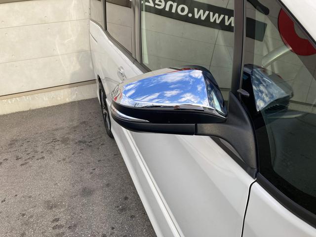 ヴォクシー ＺＳ　煌ＩＩ　純正１０インチナビ・１２．１インチフリップダウンモニター・セーフティセンス・両側パワースライドドア・クルーズコントロール・ＬＥＤヘッドライト・ハーフレザーシート・リアオートエアコン・バックモニター・Ｕ（13枚目）