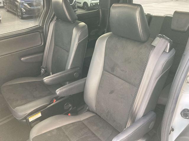 ヴォクシー ＺＳ　煌ＩＩ　純正１０インチナビ・１２．１インチフリップダウンモニター・セーフティセンス・両側パワースライドドア・クルーズコントロール・ＬＥＤヘッドライト・ハーフレザーシート・リアオートエアコン・バックモニター・Ｕ（27枚目）