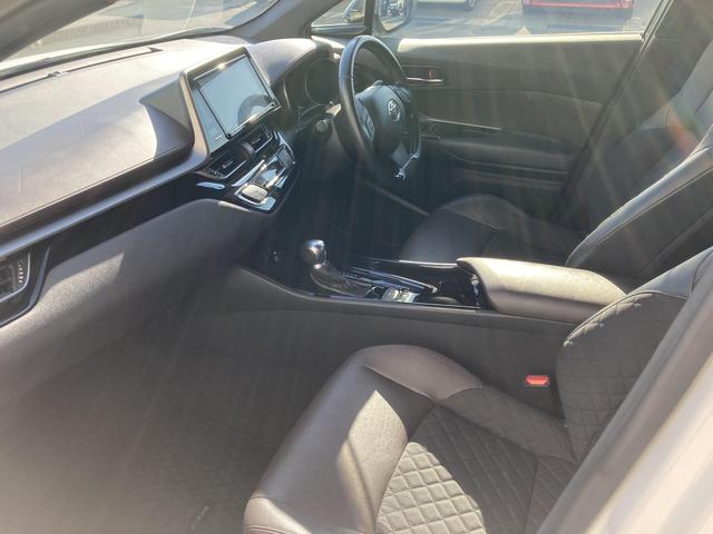 C-HR G スポーティスタイル・純正9インチナビ・セーフティセンス・ブラインドスポットモニター・クルーズコントロール・LEDヘッドライト・ハーフレザーシート・前席シートヒーター・電動パーキングブレーキ・バックモニ(21枚目)