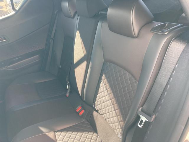 C-HR G スポーティスタイル・純正9インチナビ・セーフティセンス・ブラインドスポットモニター・クルーズコントロール・LEDヘッドライト・ハーフレザーシート・前席シートヒーター・電動パーキングブレーキ・バックモニ(23枚目)