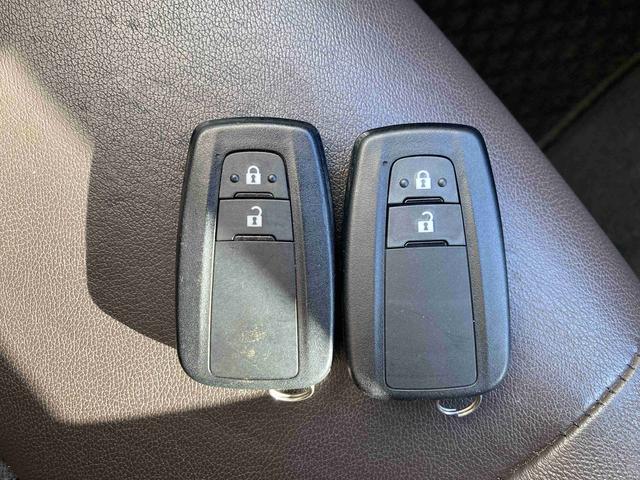 C-HR G スポーティスタイル・純正9インチナビ・セーフティセンス・ブラインドスポットモニター・クルーズコントロール・LEDヘッドライト・ハーフレザーシート・前席シートヒーター・電動パーキングブレーキ・バックモニ(50枚目)