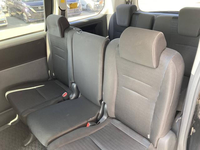 ヴォクシー ZS 煌II 純正ナビ・純正フリップダウンモニター・両側パワースライドドア・HIDヘッドライト・パドルシフト・バックモニター・ビルトインETC・革巻きステアリング・純正16インチアルミホイール・ステアリングスイッチ(23枚目)