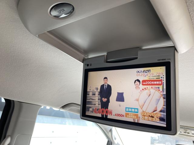 ヴォクシー ZS 煌II 純正ナビ・純正フリップダウンモニター・両側パワースライドドア・HIDヘッドライト・パドルシフト・バックモニター・ビルトインETC・革巻きステアリング・純正16インチアルミホイール・ステアリングスイッチ(27枚目)