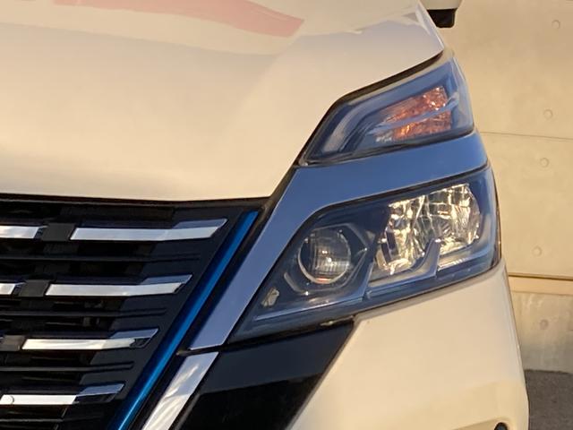 セレナ e-パワー ハイウェイスターV 純正10インチナビ・プロパイロット・両側パワースライドドア・インテリジェントルームミラー・アラウンドビューモニター・エマージェンシーブレーキ・オプションパートナーコンビシート・電動パーキングブレーキ(9枚目)