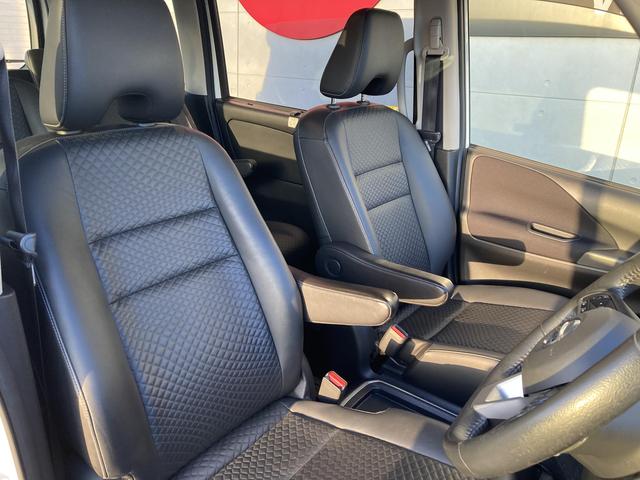 セレナ e-パワー ハイウェイスターV 純正10インチナビ・プロパイロット・両側パワースライドドア・インテリジェントルームミラー・アラウンドビューモニター・エマージェンシーブレーキ・オプションパートナーコンビシート・電動パーキングブレーキ(22枚目)