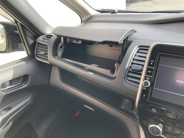 セレナ ｅ－パワー　ハイウェイスターＶ　純正９インチナビ・純正フリップダウンモニター・プロパイロット・両側パワースライド・アラウンドビューモニター・エマージェンシーブレーキ・ステアリングヒーター・前席シートヒーター・電動パーキングブレーキ（47枚目）