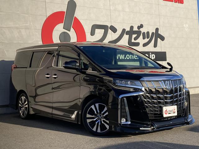 アルファード ２．５Ｓ　Ｃパッケージ　ＴＲＤエアロ・ツインムーンルーフ・３眼ＬＥＤヘットライト・１０インチナビ・１２．１インチフリップダウンモニター・ステアリングヒーター・助手席パワーオットマンシート・２列目エグゼクティブパワーシート・セ（2枚目）