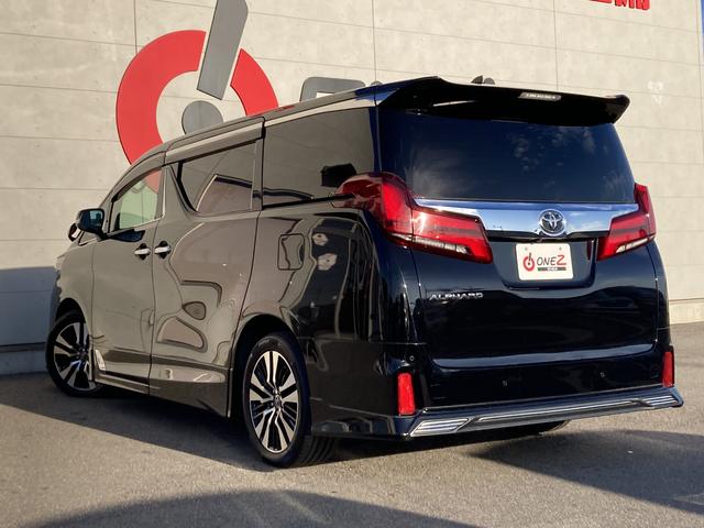 アルファード ２．５Ｓ　Ｃパッケージ　ＴＲＤエアロ・ツインムーンルーフ・３眼ＬＥＤヘットライト・１０インチナビ・１２．１インチフリップダウンモニター・ステアリングヒーター・助手席パワーオットマンシート・２列目エグゼクティブパワーシート・セ（13枚目）