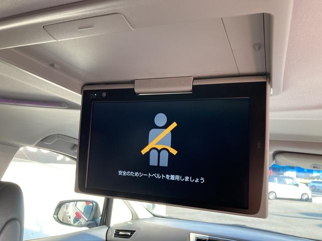 アルファード ２．５Ｓ　Ｃパッケージ　ＴＲＤエアロ・ツインムーンルーフ・３眼ＬＥＤヘットライト・１０インチナビ・１２．１インチフリップダウンモニター・ステアリングヒーター・助手席パワーオットマンシート・２列目エグゼクティブパワーシート・セ（30枚目）