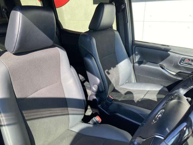 ノア Ｓｉ　ダブルバイビーＩＩＩ　純正９インチナビ・クルーズコントロール・ＬＥＤライト・両側パワースライドドア・ハーフレザーシート・ウッドコンビ革巻きステアリング・セーフティセンス・リアオートエアコン・スマートキー・ドラレコ前後・ＥＴ（22枚目）