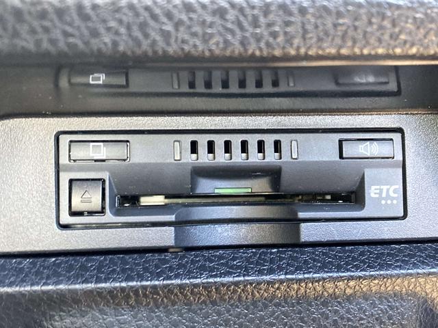 ノア Ｓｉ　ダブルバイビーＩＩＩ　純正９インチナビ・クルーズコントロール・ＬＥＤライト・両側パワースライドドア・ハーフレザーシート・ウッドコンビ革巻きステアリング・セーフティセンス・リアオートエアコン・スマートキー・ドラレコ前後・ＥＴ（35枚目）