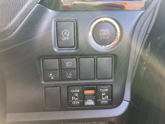 ノア Ｓｉ　ダブルバイビーＩＩＩ　純正９インチナビ・クルーズコントロール・ＬＥＤライト・両側パワースライドドア・ハーフレザーシート・ウッドコンビ革巻きステアリング・セーフティセンス・リアオートエアコン・スマートキー・ドラレコ前後・ＥＴ（43枚目）