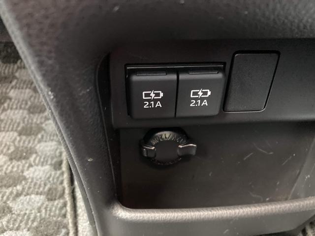 ノア Ｓｉ　ダブルバイビーＩＩＩ　純正９インチナビ・クルーズコントロール・ＬＥＤライト・両側パワースライドドア・ハーフレザーシート・ウッドコンビ革巻きステアリング・セーフティセンス・リアオートエアコン・スマートキー・ドラレコ前後・ＥＴ（47枚目）