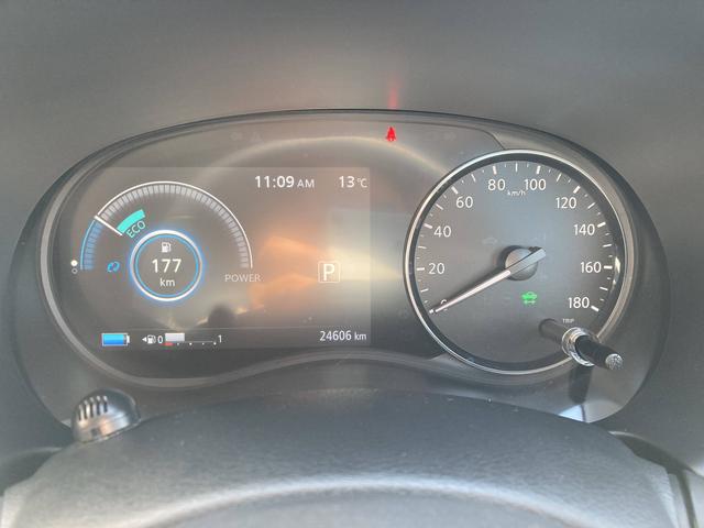 キックス Ｘ　オプション２トーンカラー・純正９インチナビ・プロパイロット・アラウンドビューモニター・エマージェンシーブレーキ・前席シートヒーター・ハンドルヒーター・純正インナーミラー・合皮シート・ドラレコ・ＥＴＣ（33枚目）