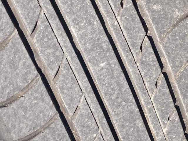 キックス Ｘ　オプション２トーンカラー・純正９インチナビ・プロパイロット・アラウンドビューモニター・エマージェンシーブレーキ・前席シートヒーター・ハンドルヒーター・純正インナーミラー・合皮シート・ドラレコ・ＥＴＣ（53枚目）