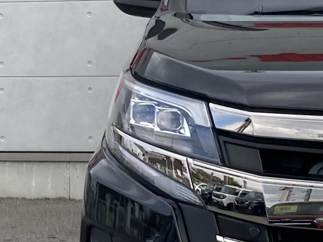 ノア Si 社外9インチナビ・フリップダウンモニター・両側パワースライドドア・クルーズコントロール・LEDライト・リアオートエアコン・バックモニター・2列目キャプテンシート・前後ソナー・ドラレコ前後・セーフティセ(7枚目)