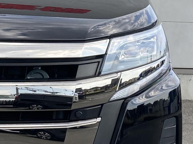 ノア Si 社外9インチナビ・フリップダウンモニター・両側パワースライドドア・クルーズコントロール・LEDライト・リアオートエアコン・バックモニター・2列目キャプテンシート・前後ソナー・ドラレコ前後・セーフティセ(9枚目)