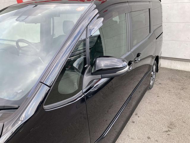 ノア Si 社外9インチナビ・フリップダウンモニター・両側パワースライドドア・クルーズコントロール・LEDライト・リアオートエアコン・バックモニター・2列目キャプテンシート・前後ソナー・ドラレコ前後・セーフティセ(11枚目)