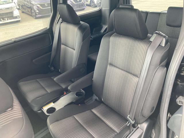 ノア Si 社外9インチナビ・フリップダウンモニター・両側パワースライドドア・クルーズコントロール・LEDライト・リアオートエアコン・バックモニター・2列目キャプテンシート・前後ソナー・ドラレコ前後・セーフティセ(26枚目)