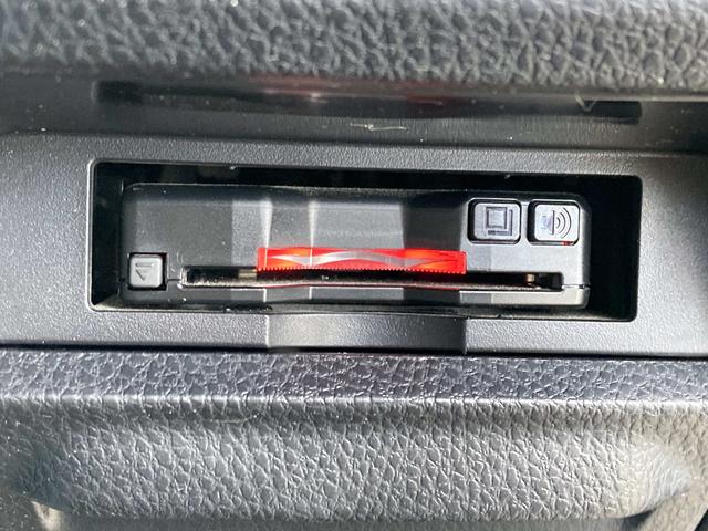 ノア Si 社外9インチナビ・フリップダウンモニター・両側パワースライドドア・クルーズコントロール・LEDライト・リアオートエアコン・バックモニター・2列目キャプテンシート・前後ソナー・ドラレコ前後・セーフティセ(35枚目)