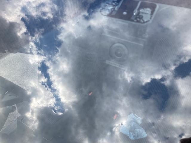 ノア Si 社外9インチナビ・フリップダウンモニター・両側パワースライドドア・クルーズコントロール・LEDライト・リアオートエアコン・バックモニター・2列目キャプテンシート・前後ソナー・ドラレコ前後・セーフティセ(36枚目)