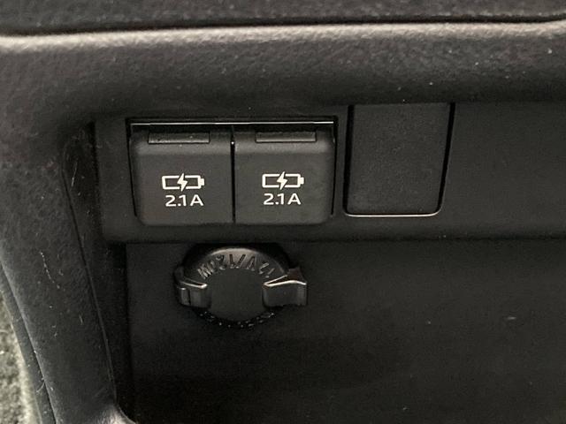 ノア Si 社外9インチナビ・フリップダウンモニター・両側パワースライドドア・クルーズコントロール・LEDライト・リアオートエアコン・バックモニター・2列目キャプテンシート・前後ソナー・ドラレコ前後・セーフティセ(46枚目)