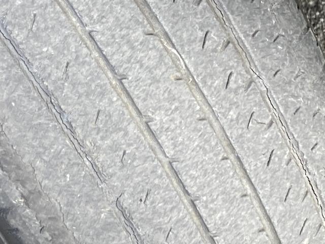 ノア Si 社外9インチナビ・フリップダウンモニター・両側パワースライドドア・クルーズコントロール・LEDライト・リアオートエアコン・バックモニター・2列目キャプテンシート・前後ソナー・ドラレコ前後・セーフティセ(52枚目)