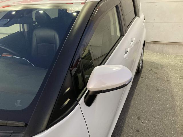 シエンタ Ｇ　純正ナビ・純正１２．１インチフリップダウンモニター・両側パワースライドドア・バックモニター・ビルトインＥＴＣ・セーフティセンス・革巻きステアリング・ステアリングスイッチ・プッシュスタート・スマートキー（9枚目）